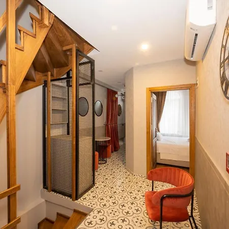 Taksim * اسطنبول