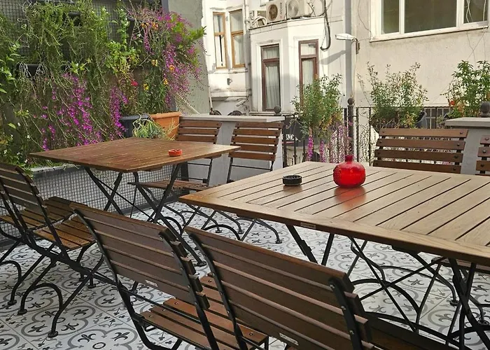 Taksim Hotel Istanboel